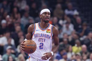 根本防不住！亚历山大半场11中10超高效砍下28分2板2助2断