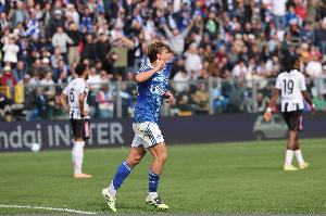 记者：皇马有意在冬窗激活回购条款，签回科莫中场尼科·帕斯