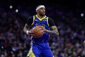 小佩顿：我们执行简单直接的战术 控制失误 打出熟悉的进攻节奏