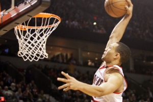 蒙蒂：罗伊年轻但比赛没弱点 上一个我见过的这种人是邓肯