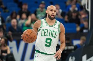 下半场砍下25分！活塞主帅：德里克·怀特能成为冠军绝非偶然