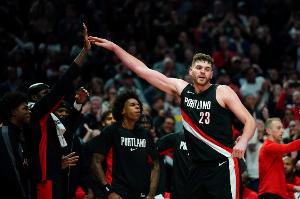 克林根：我的护筐没做好 现在很刺痛 因为我们真的需要这场胜利