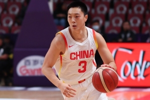 记者：一年连轴转的比赛 让中国队球员们身体上和心理上都很疲劳