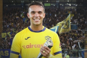 莫雷托：维罗纳不愿意冬窗放走吉奥瓦尼，国米更可能夏窗签下他