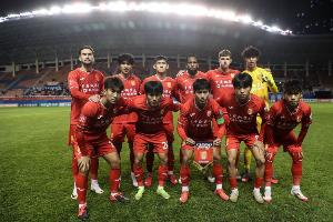 铜梁龙总经理：首要任务是在中超立足；要有规划不能单一依赖政府