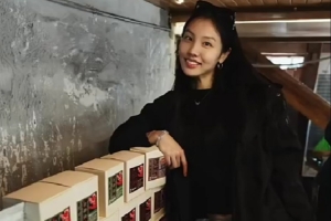 惬意时光！张茹分享日常随笔：你手机里的天空