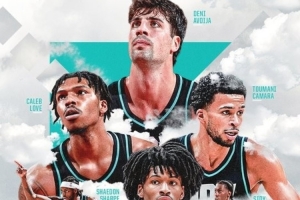 全民皆兵！开拓者赛后发布六人得分上双、三人20+海报