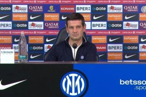 齐沃：迪乌夫知道努力会获回报 很高兴看到何塞普·马丁内斯上场