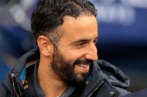 “偷师”对手！电讯报：曼联借鉴其他队定位球，定位球已进10球