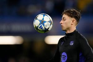 每体：费尔明和德容参加巴萨周三训练，有望出战贝蒂斯