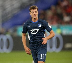 拜仁、多特关注！霍芬海姆前锋阿斯拉尼：专注当下，顺其自然就好