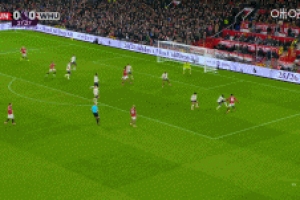 风声鹤唳！齐尔克泽射门被门线解围 库尼亚倒钩被挡B费垫射擦立柱