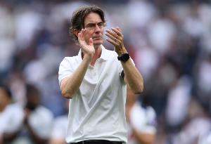 旧将：热刺对弗兰克来说舞台太大，若主场不敌布伦特福德他应辞职