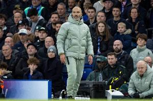 菲尔·琼斯：切尔西距离挑战冠军还差1、2个球员，明年补齐就行了