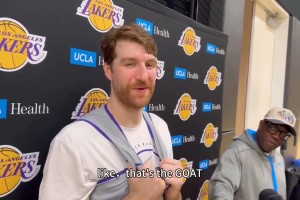 霍奇斯：科比与乔丹不同在于 科比上罚球线投篮乔丹都打成2+1