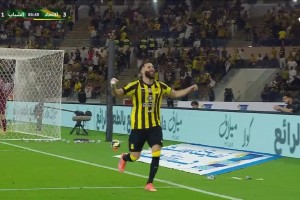 【集锦】沙王冠-本泽马帽子戏法 吉达联合4-1利雅得青年人