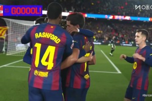 锁定胜局！亚马尔助攻奥尔莫破门，巴萨3-1领先阿拉维斯