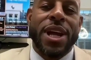 伊戈达拉搞笑回忆科比复仇的故事：我防他只得了49分！干得好